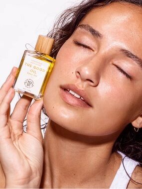 NWT The good oil face oil.